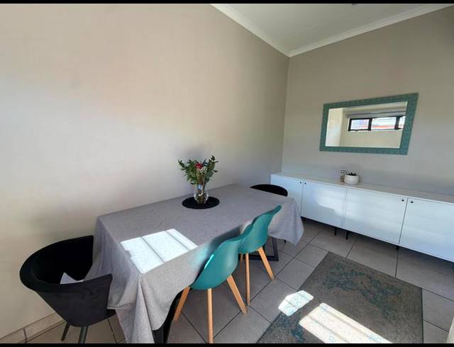 2 BEDROOM TOWNHOUSE FOR SALE IN FERNDALE